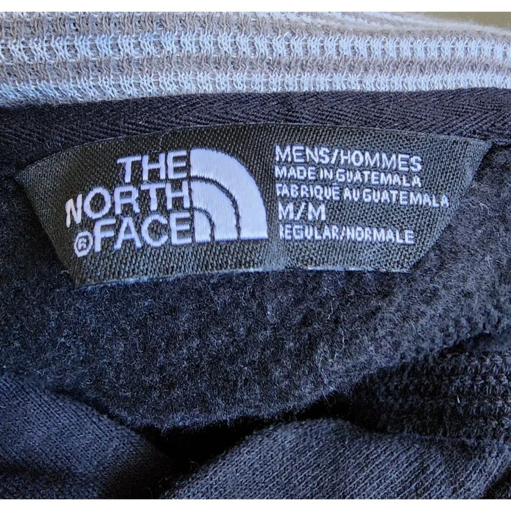 THE North Face Black Pullover Hoodie Size Medium